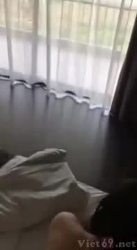 Bạn gái bạn thân ghen tị, lén địt để trả đũa